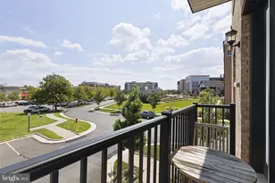 42623 Nubbins Ter, Ashburn, VA 20147 - Photo 17