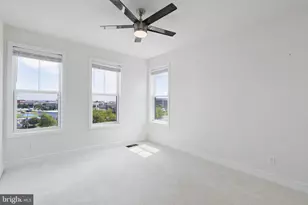 42623 Nubbins Ter, Ashburn, VA 20147 - Photo 27