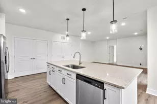 23688 Bolton Cres Terrace, Ashburn, VA 20148 - Photo 15