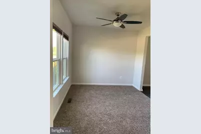 26774 Barnsley Place, Chantilly, VA 20152 - Photo 15