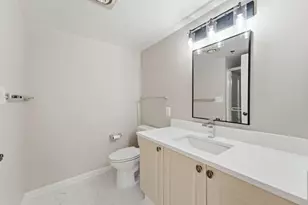 19385 Cypress Ridge Terrace, Leesburg, VA 20176 - Photo 21