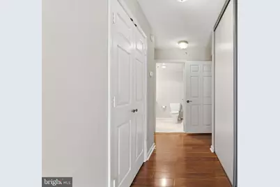 19385 Cypress Ridge Terrace #219, Leesburg, VA 20176 - Photo 17