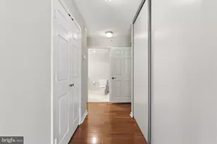 19385 Cypress Ridge Terrace, Leesburg, VA 20176 - Photo 17