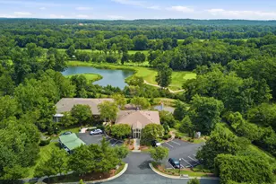 19385 Cypress Ridge Terrace, Leesburg, VA 20176 - Photo 29