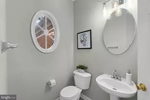 43412 Sperrin Ct, Ashburn, VA 20147 - Photo 35