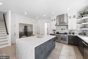 41897 White Mountain Ct, Aldie, VA 20105 - Photo 19