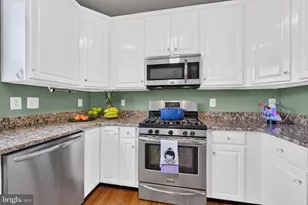 21358 Sawyer Square, Ashburn, VA 20147 - Photo 17
