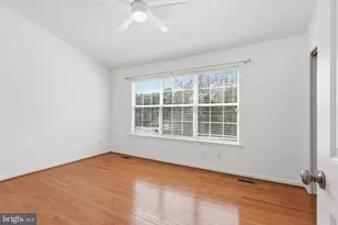 344 Stable View Terrace NE, Leesburg, VA 20176 - Photo 9