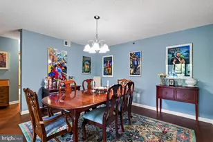 19385 Cypress Ridge Terrace, Leesburg, VA 20176 - Photo 17