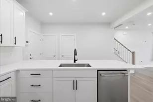 43728 Transit Sq, Ashburn, VA 20147 - Photo 5