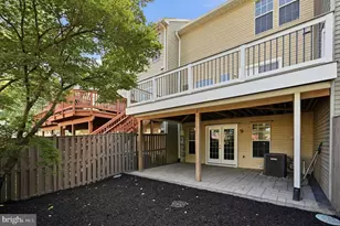 20966 Martingale Square, Sterling, VA 20165 - Photo 27