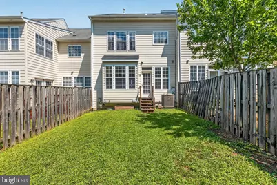 825 Bluefield Square NE, Leesburg, VA 20176 - Photo 33