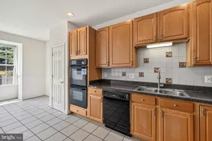 825 Bluefield Square NE, Leesburg, VA 20176 - Photo 27