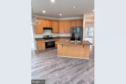 20672 Sutherlin Place, Sterling, VA 20165 - Photo 5