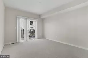 20280 Newfoundland Sq, Ashburn, VA 20147 - Photo 19