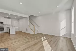 20280 Newfoundland Sq, Ashburn, VA 20147 - Photo 11