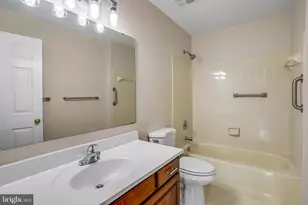 1 Byron Ct, Sterling, VA 20165 - Photo 31