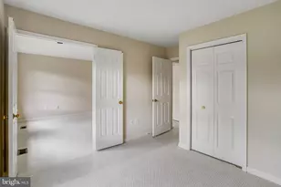 1 Byron Ct, Sterling, VA 20165 - Photo 27