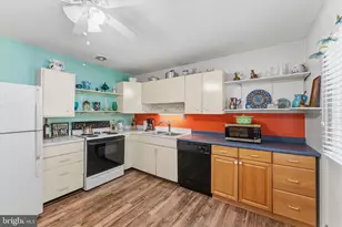 321 S 26th St, Purcellville, VA 20132 - Photo 11