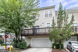 21775 Bancroft Ct, Ashburn, VA 20147 - Photo 3