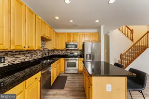 42795 Shaler St, Chantilly, VA 20152 - Photo 7