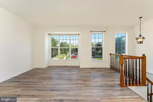 42795 Shaler St, Chantilly, VA 20152 - Photo 3