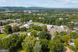 220 W O St, Purcellville, VA 20132 - Photo 47