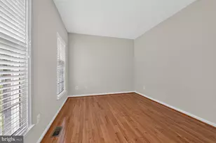 43602 Millay Ct, Ashburn, VA 20147 - Photo 7