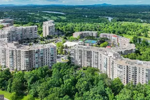 19385 Cypress Ridge Terrace, Leesburg, VA 20176 - Photo 13