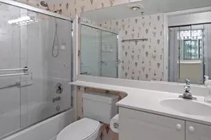 19385 Cypress Ridge Terrace, Leesburg, VA 20176 - Photo 11