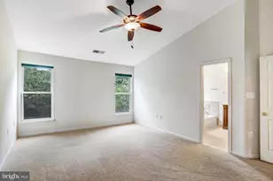 20913 Sandstone Square, Sterling, VA 20165 - Photo 33