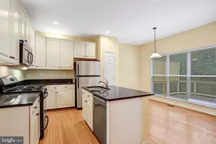 20913 Sandstone Square, Sterling, VA 20165 - Photo 15