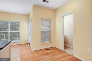 20913 Sandstone Square, Sterling, VA 20165 - Photo 17