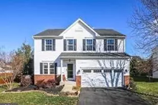 22 Town Center Dr, Lovettsville, VA 20180 - Photo 1