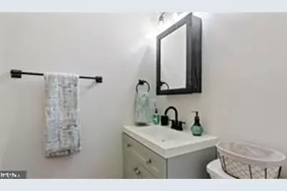 305 S Lincoln Avenue, Sterling, VA 20164 - Photo 21