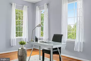 22792 Sagamore Square, Brambleton, VA 20148 - Photo 27