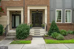 22792 Sagamore Square, Brambleton, VA 20148 - Photo 3