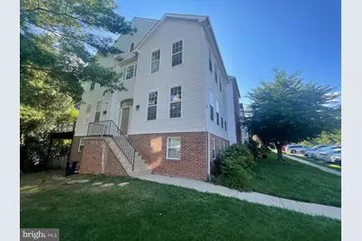 21234 Millwood Square, Sterling, VA 20165 - Photo 1