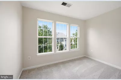 20901 Cosworth Terrace, Sterling, VA 20165 - Photo 33