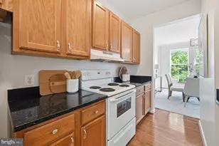 20901 Cosworth Terrace, Sterling, VA 20165 - Photo 13
