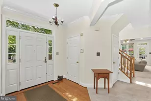 401 Leeds Ridge Ct, Purcellville, VA 20132 - Photo 5