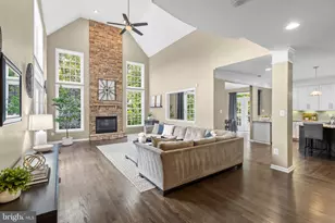 42673 Silverthorne Ct, Broadlands, VA 20148 - Photo 9
