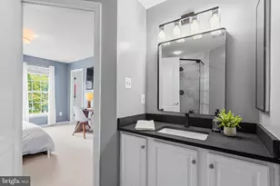 42673 Silverthorne Ct, Broadlands, VA 20148 - Photo 37