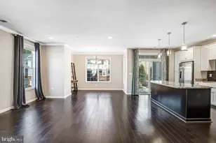 23230 Milltown Knoll Square, Ashburn, VA 20148 - Photo 5