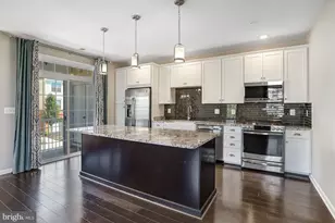23230 Milltown Knoll Square, Ashburn, VA 20148 - Photo 3