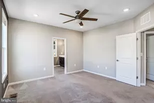 23230 Milltown Knoll Square, Ashburn, VA 20148 - Photo 11