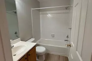 21942 Thompson Square, Sterling, VA 20166 - Photo 17