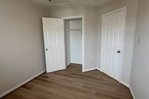 21942 Thompson Square, Sterling, VA 20166 - Photo 19