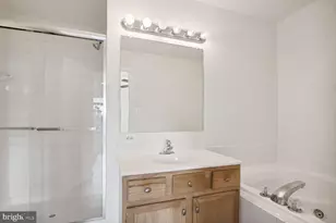 211 Golden Larch Terrace NE, Leesburg, VA 20176 - Photo 17
