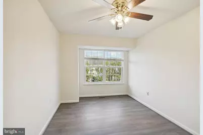 211 Golden Larch Terrace NE, Leesburg, VA 20176 - Photo 11